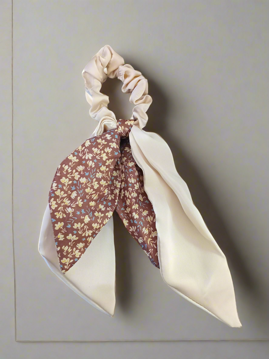 French Bow Scrunchie - Cream