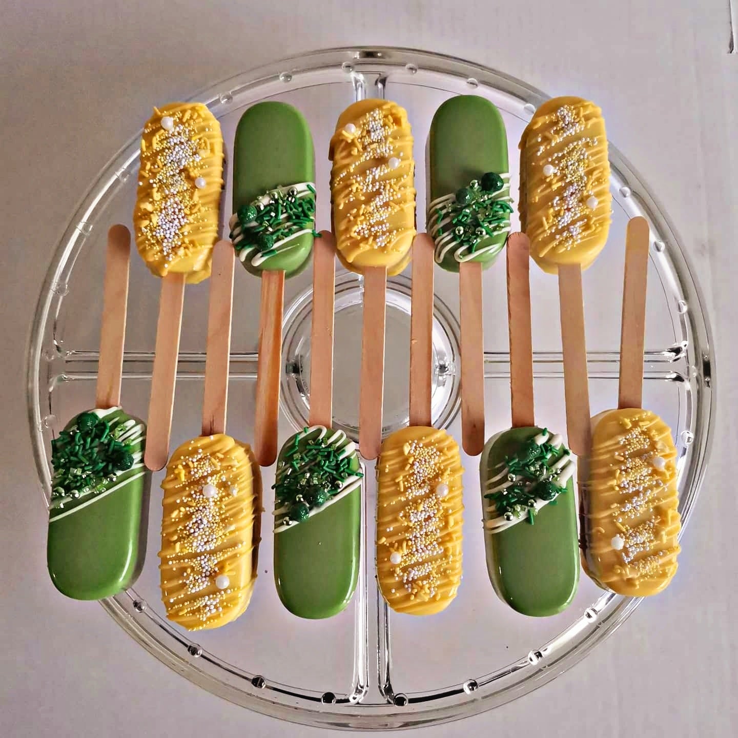 Green & Yellow Cakesicles