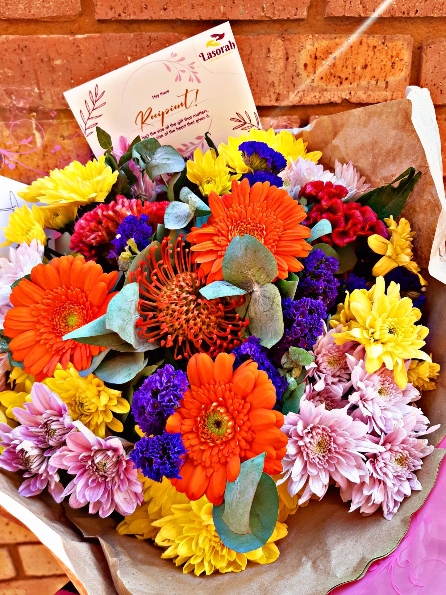 Anniversary Flowers & Chocolates Gift