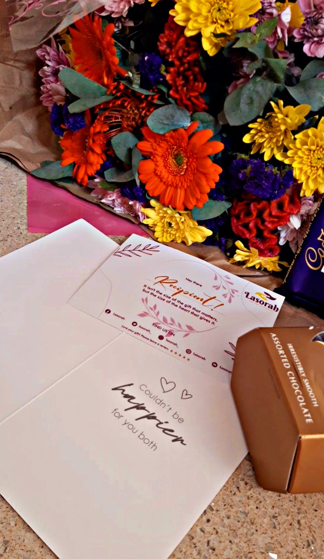 Anniversary Flowers & Chocolates Gift