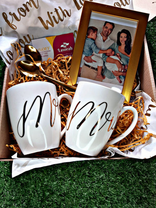 Mr & Mrs Mug Gift Set