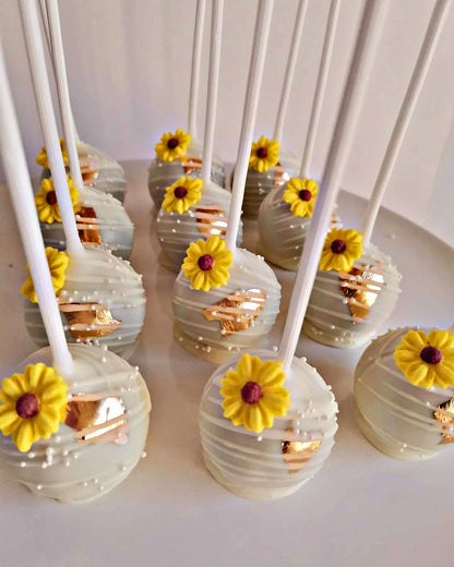 Sunflower Themed Cakesicles/ Cake Pops